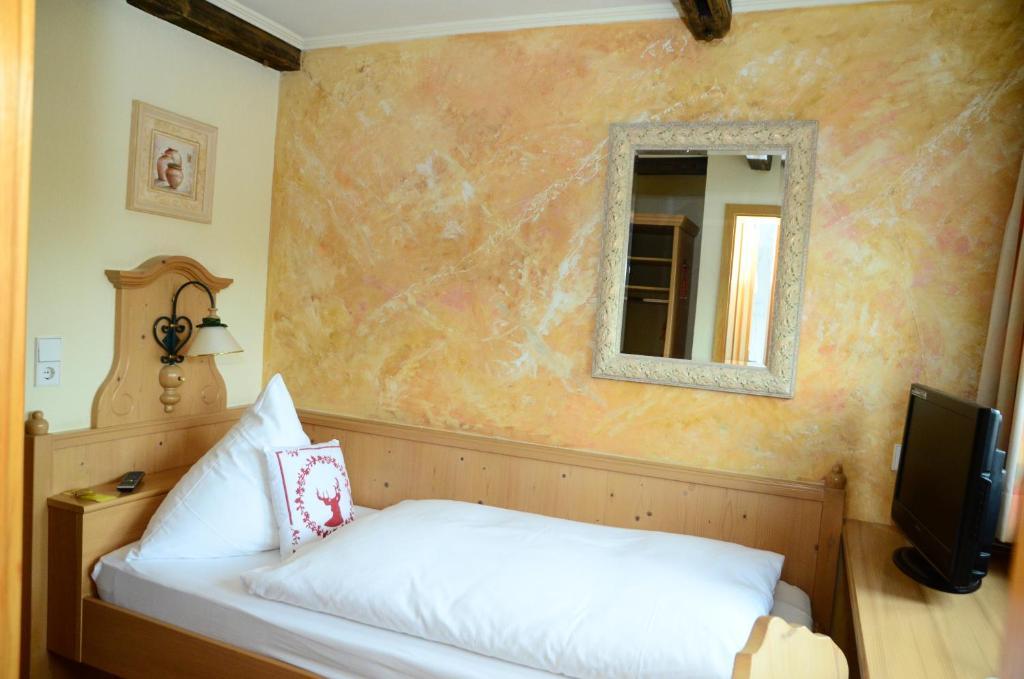 Kofflers-Heuriger Hotel Ettlingen Szoba fotó